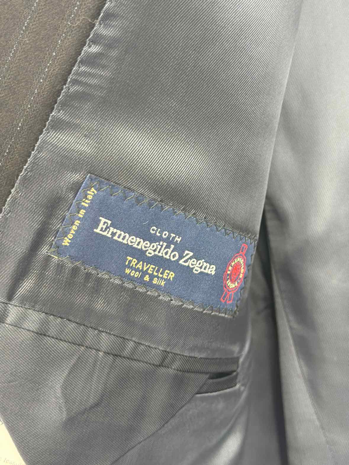 Pre-Owned Ermenegildo Zegna Black 46L Men's Jacket | True Fashionistas.
