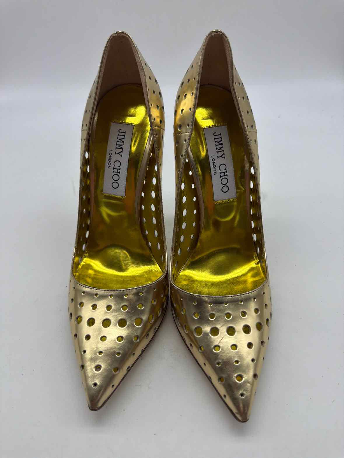 Pre-Owned Jimmy Choo Gold Size 36.5 Pump Heels | True Fashionistas.