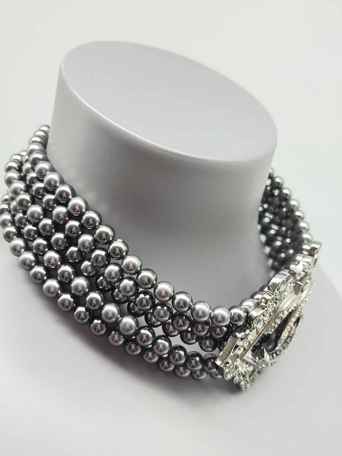 Pre-Owned Chanel Silver Multi Strand Choker Necklace | True Fashionistas.