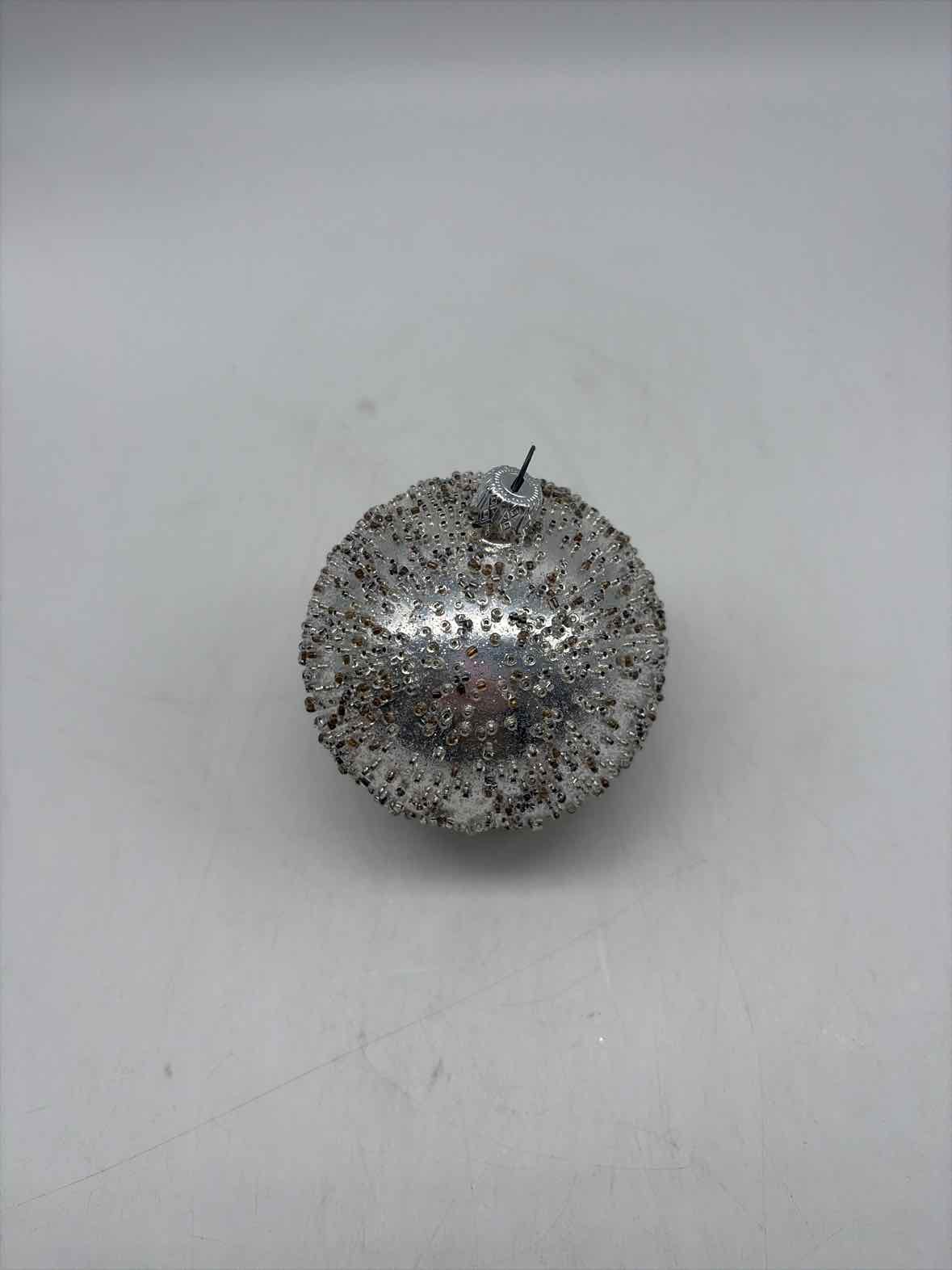 Silver Christmas Ball Ornament | True Fashionistas.