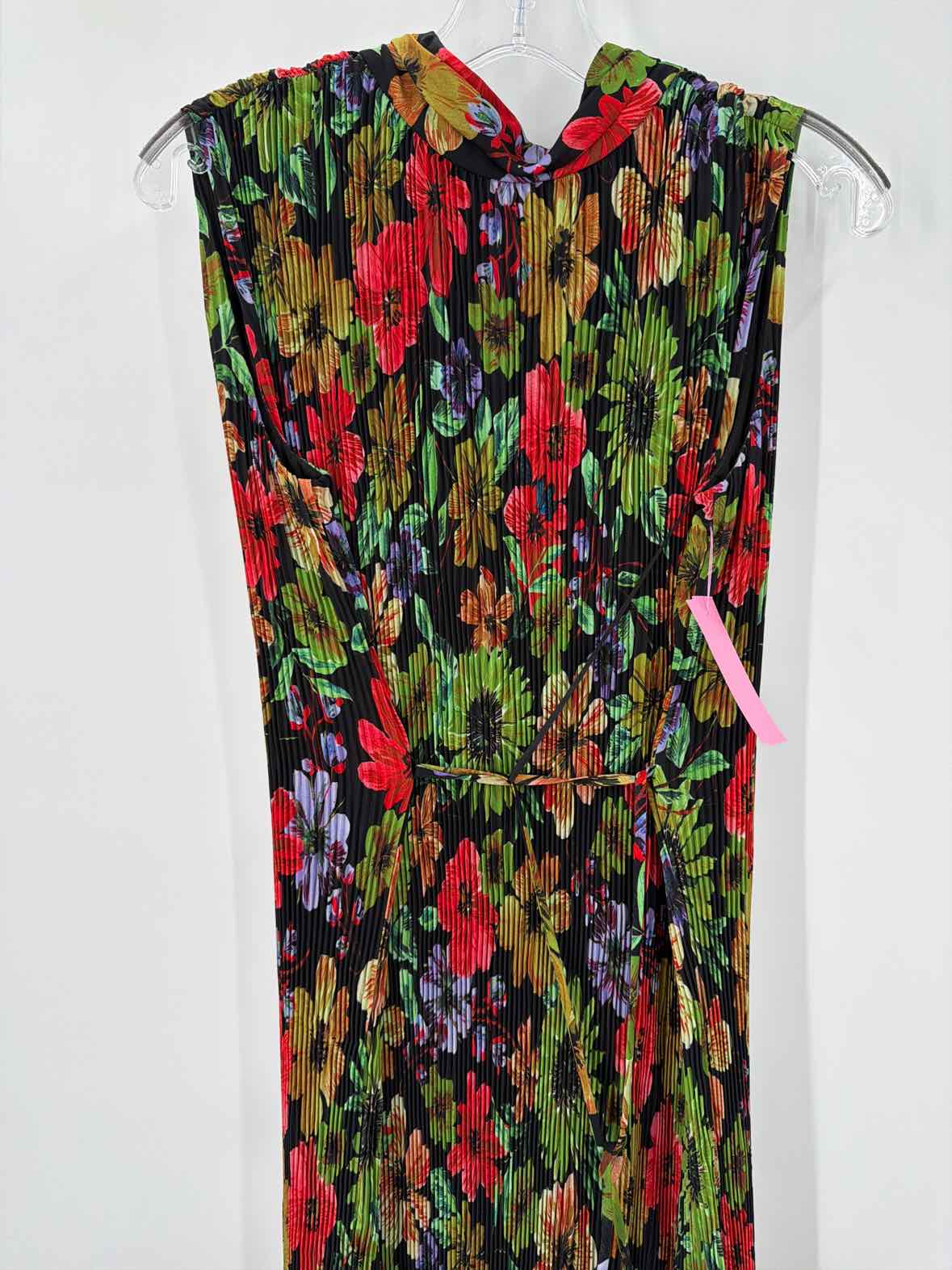 Pre-Owned Milly Black Size 8 Floral Long Sleeveless Dress | True Fashionistas.