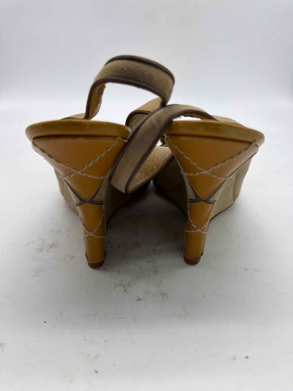Pre-Owned Valentino Tan Size 8.5 Wedge Heels | True Fashionistas.