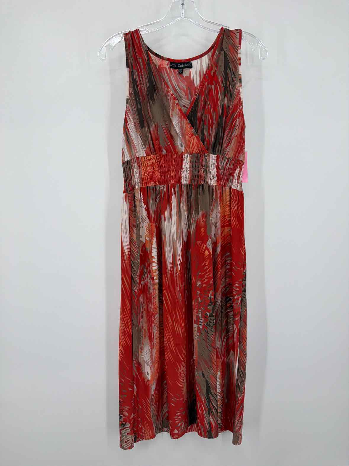 Pre-Owned Mlle Gabrielle Red Size Medium Short Sleeveless Dress | True Fashionistas.