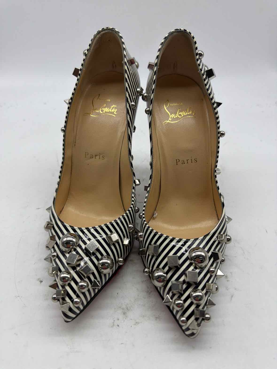Pre-Owned Christian Louboutin Black Size 6.5 Pump Heels | True Fashionistas.