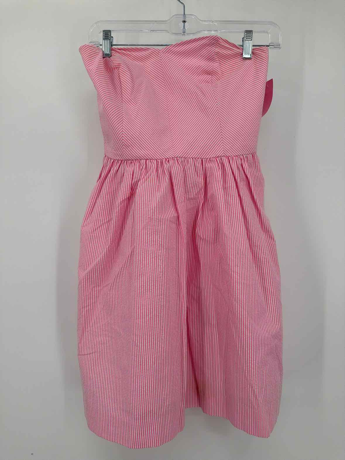 Pre-Owned Lilly Pulitzer Pink Size 0 Seersucker Short Strapless Dress | True Fashionistas.