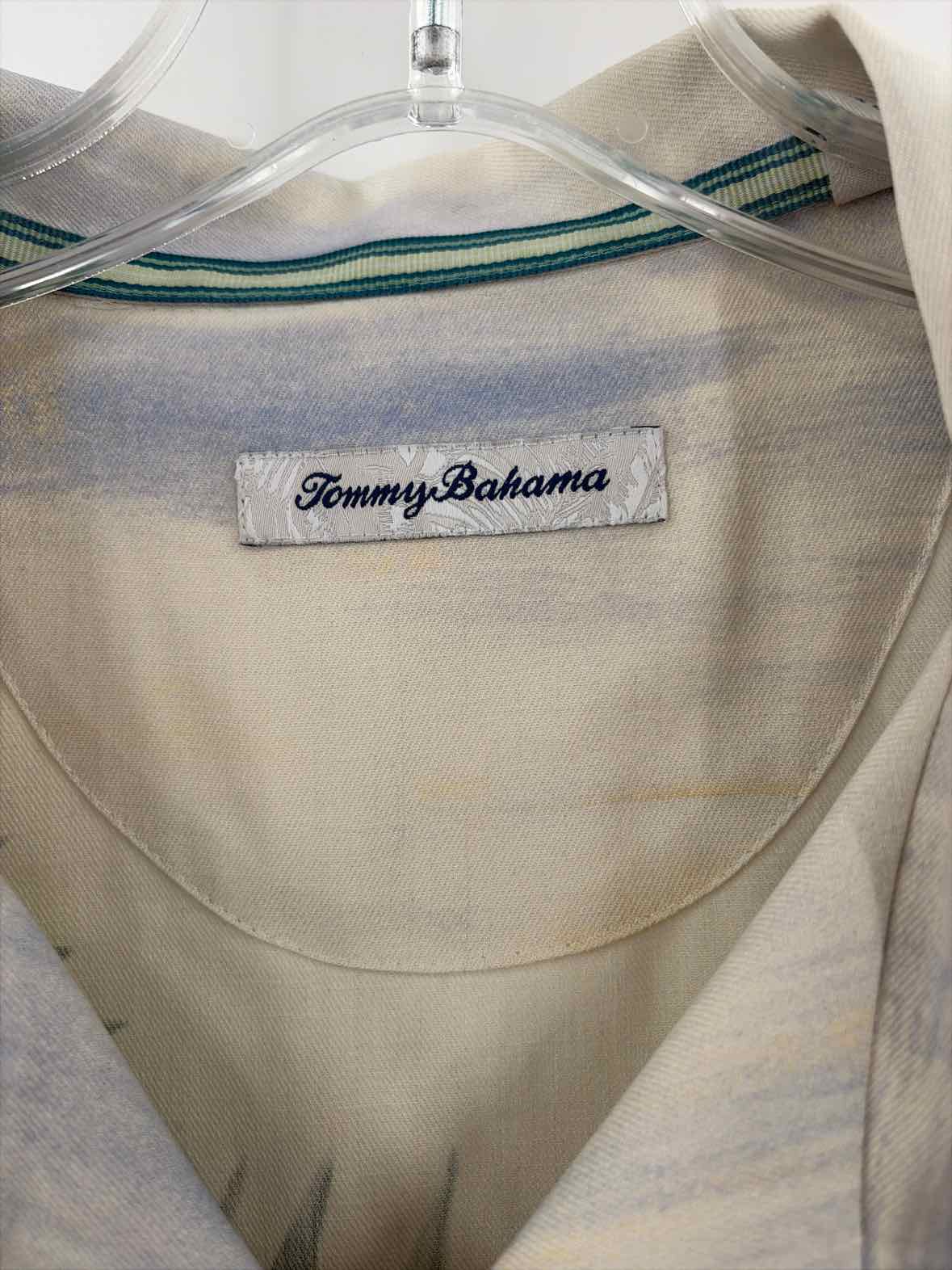 Pre-Owned Tommy Bahama Green Size Large Men's Button Down | True Fashionistas.