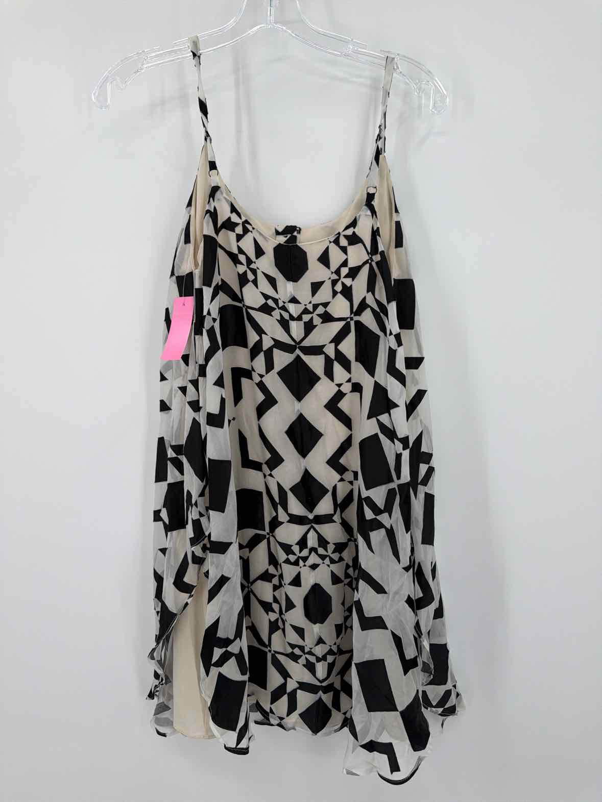 Pre-Owned Alice + Olivia Ivory Size XS Short Sleeveless Dress | True Fashionistas.