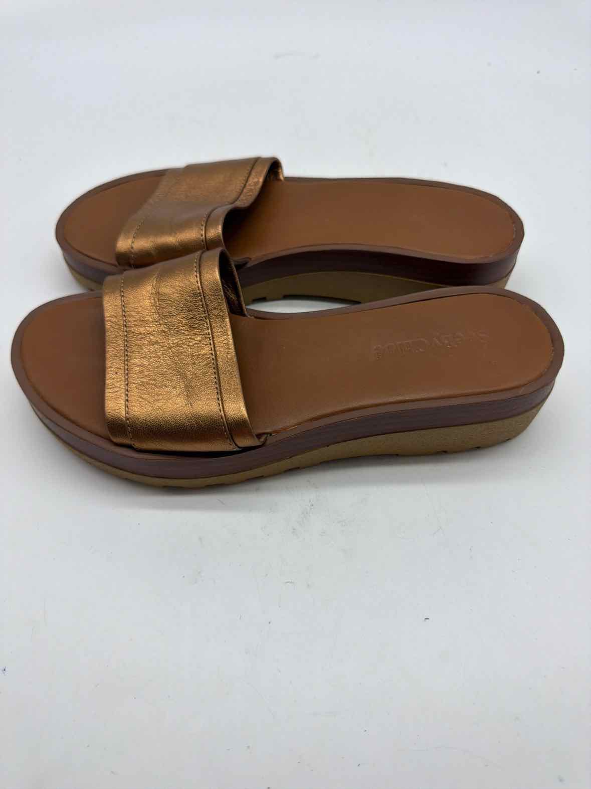 Pre-Owned See By Chloe Gold Size 35 Slide Sandals | True Fashionistas.