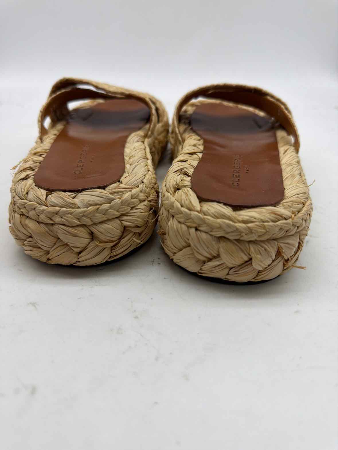 Pre-Owned Clergerie Tan Size 7.5 Mule Sandals | True Fashionistas.