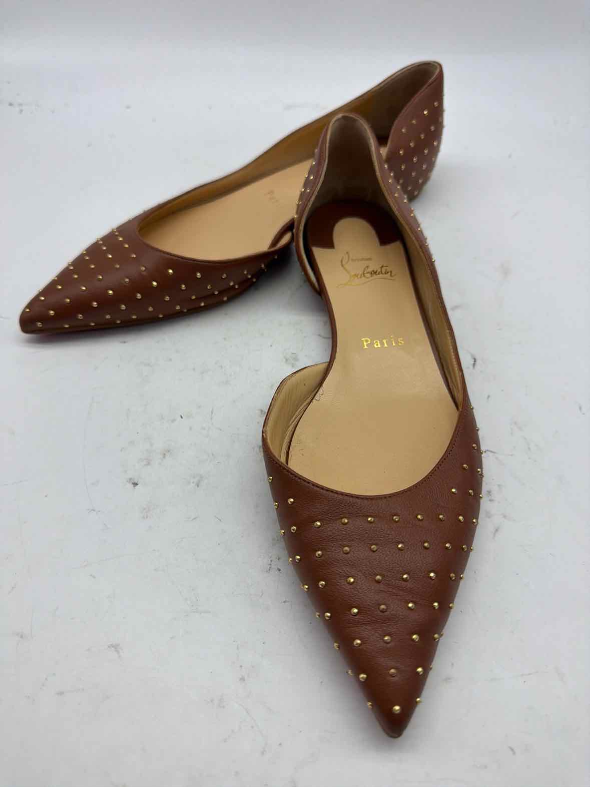 Pre-Owned Christian Louboutin Tan Size 9 D'orsay Flats | True Fashionistas.