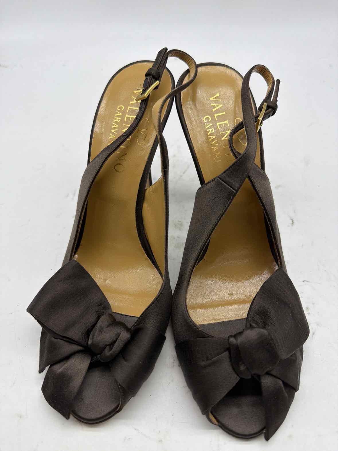 Pre-Owned Valentino Brown Size 7.5 Slingback Heels | True Fashionistas.