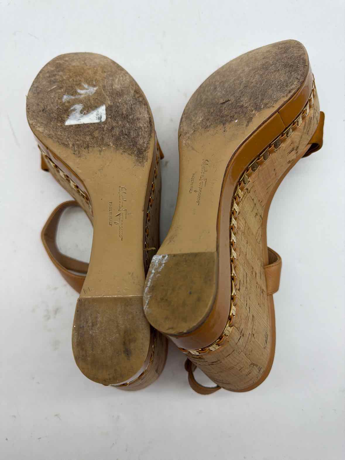 Pre-Owned Salvatore Ferragamo Tan Size 9.5 Platform Heels | True Fashionistas.