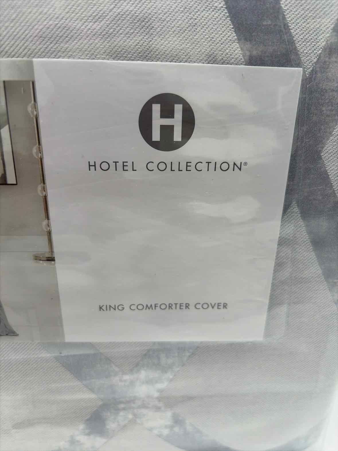 King Comforter Hotel Collection Set w/Shams | True Fashionistas.