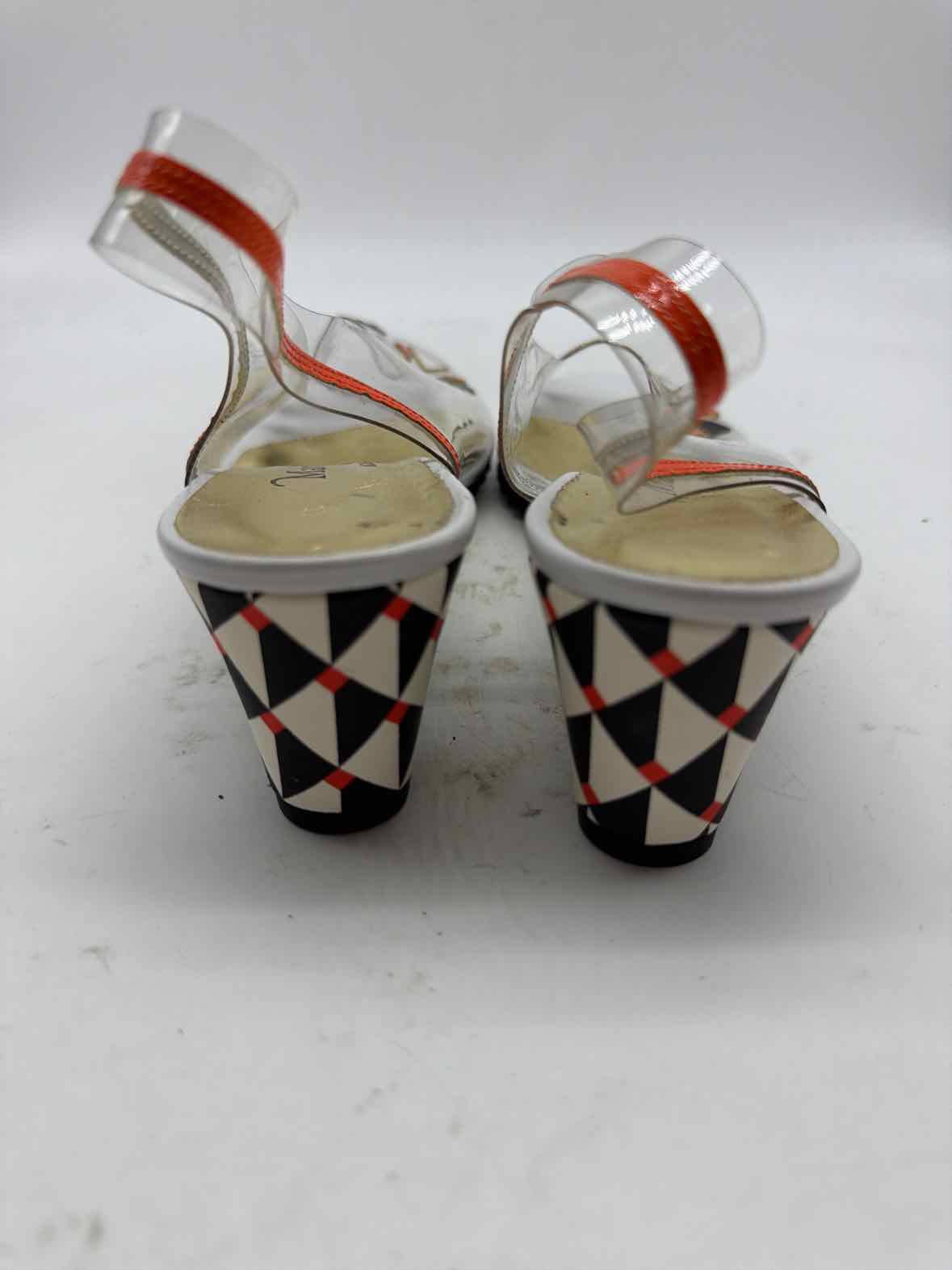 Pre-Owned Marilyn's by Botegga23 Clear Size 6.5 Slingback Heels | True Fashionistas.