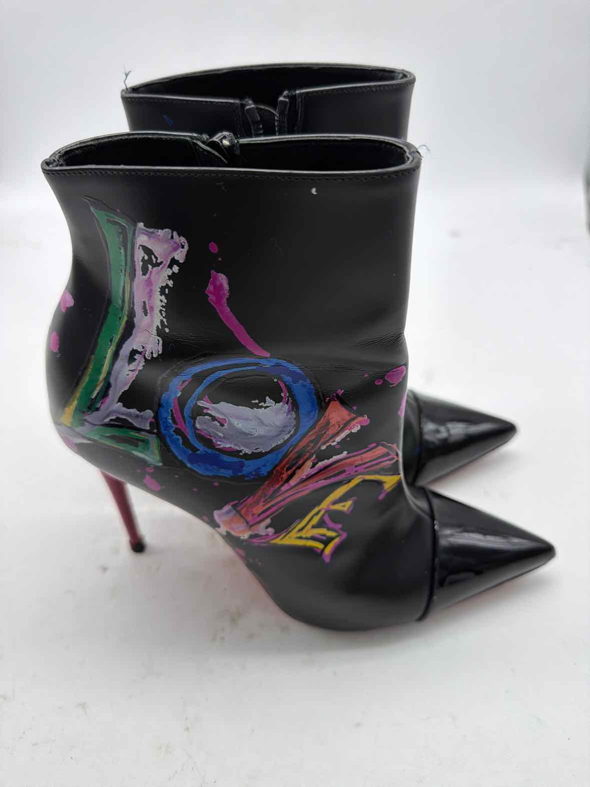 Pre-Owned Christian Louboutin Black Size 6.5 Ankle Boot Boots | True Fashionistas.
