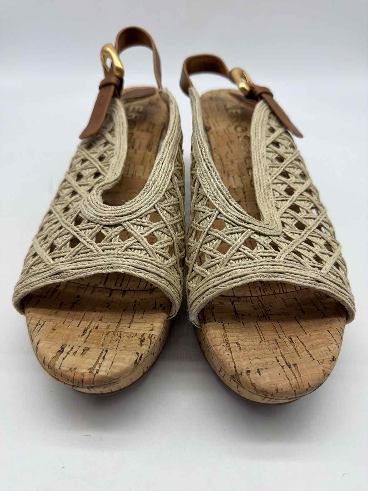 Pre-Owned Aerosoles Tan Size 9.5 Slingback Heels | True Fashionistas.