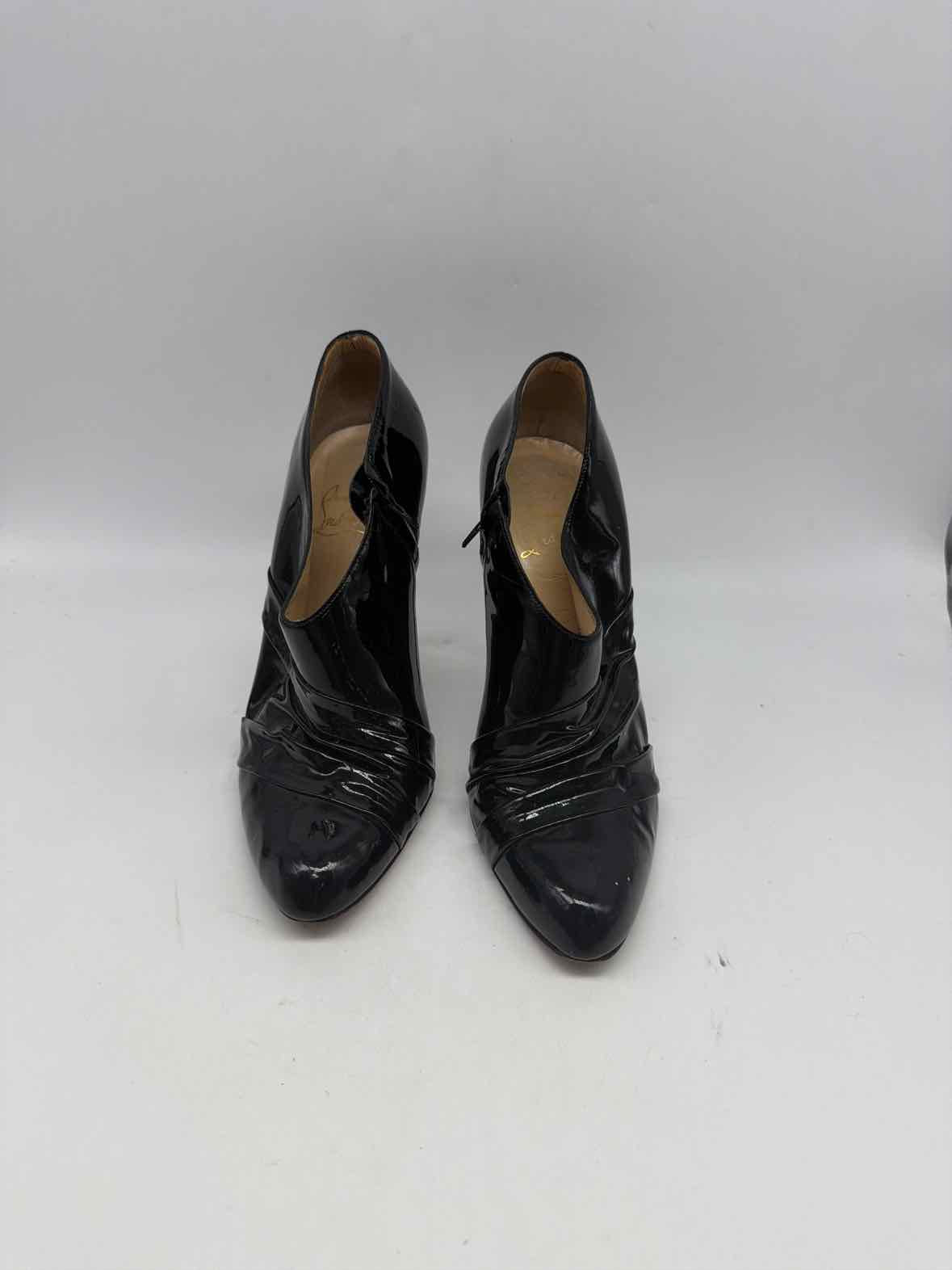 Pre-Owned Christian Louboutin Black Size 41 Ankle Boot Boots | True Fashionistas.