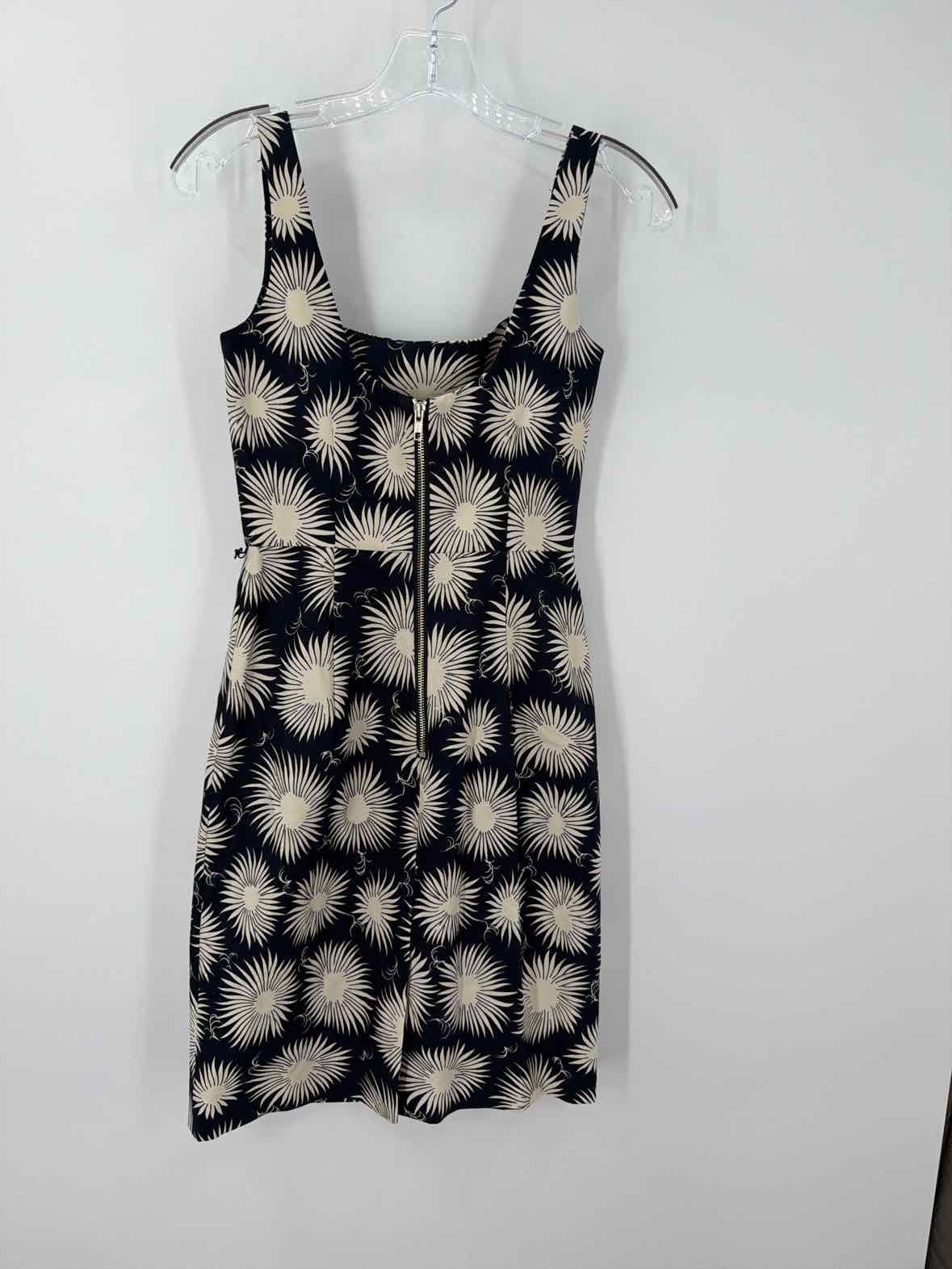 Pre-Owned Milly Black Size 0 Short Sleeveless Dress | True Fashionistas.