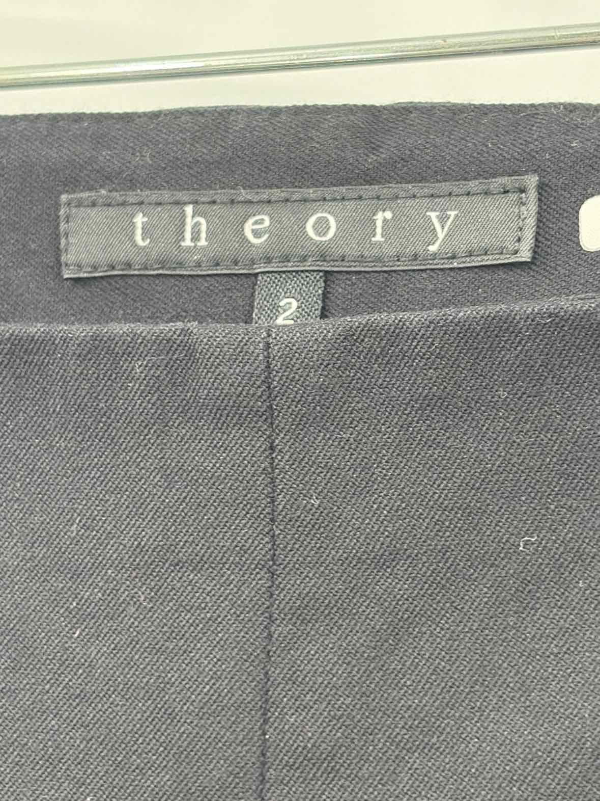Pre-Owned Theory Black Size 2 Pull On Pants | True Fashionistas.