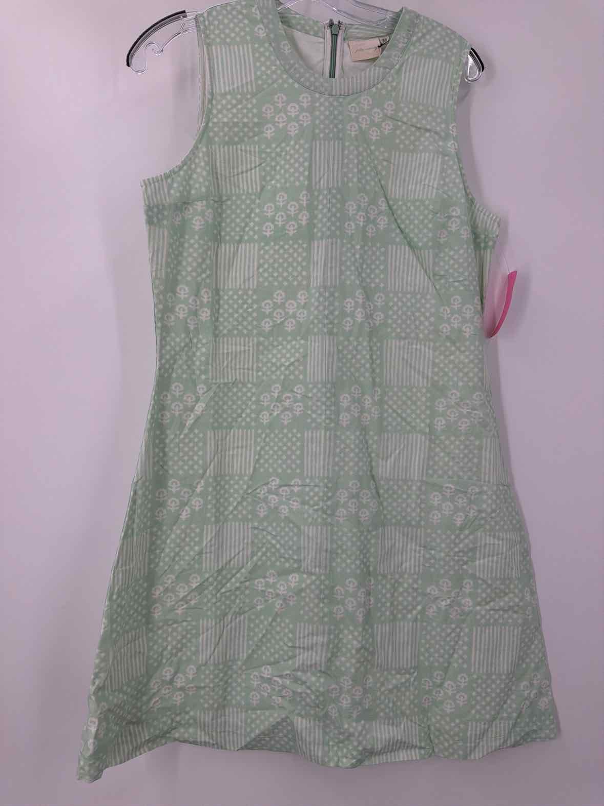 Pre-Owned Julia Amory Green Size Medium Short Sleeveless Dress | True Fashionistas.
