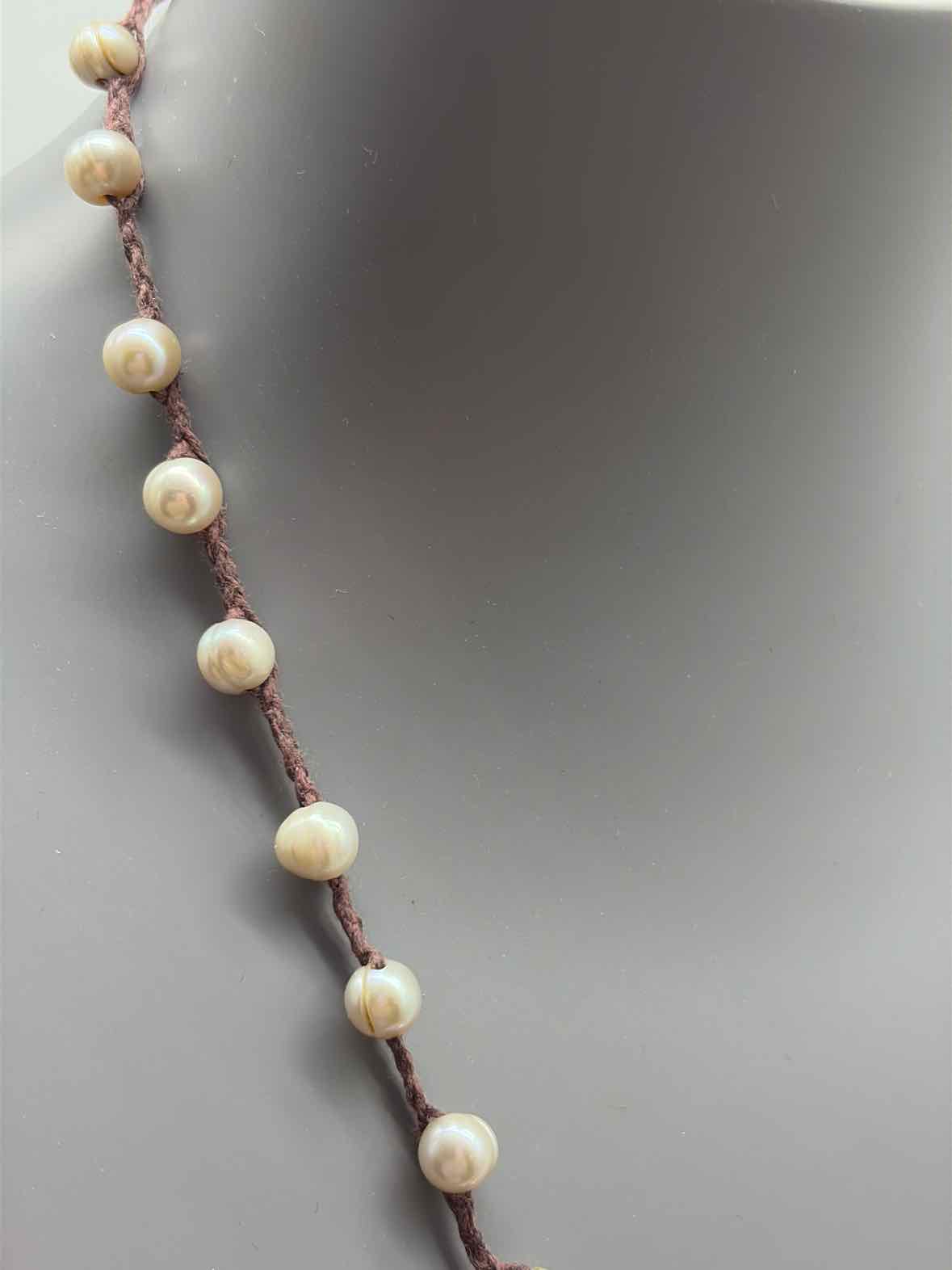 Brown Iridescent Beaded Necklace | True Fashionistas.