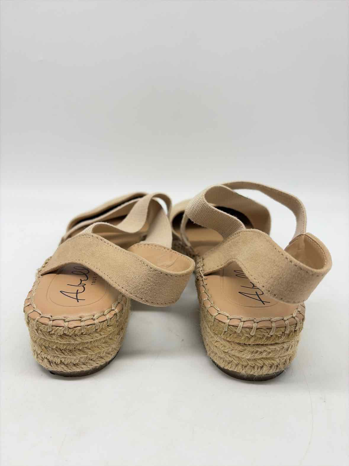 Abella Tan Size 6.5 Strappy Flats | True Fashionistas.