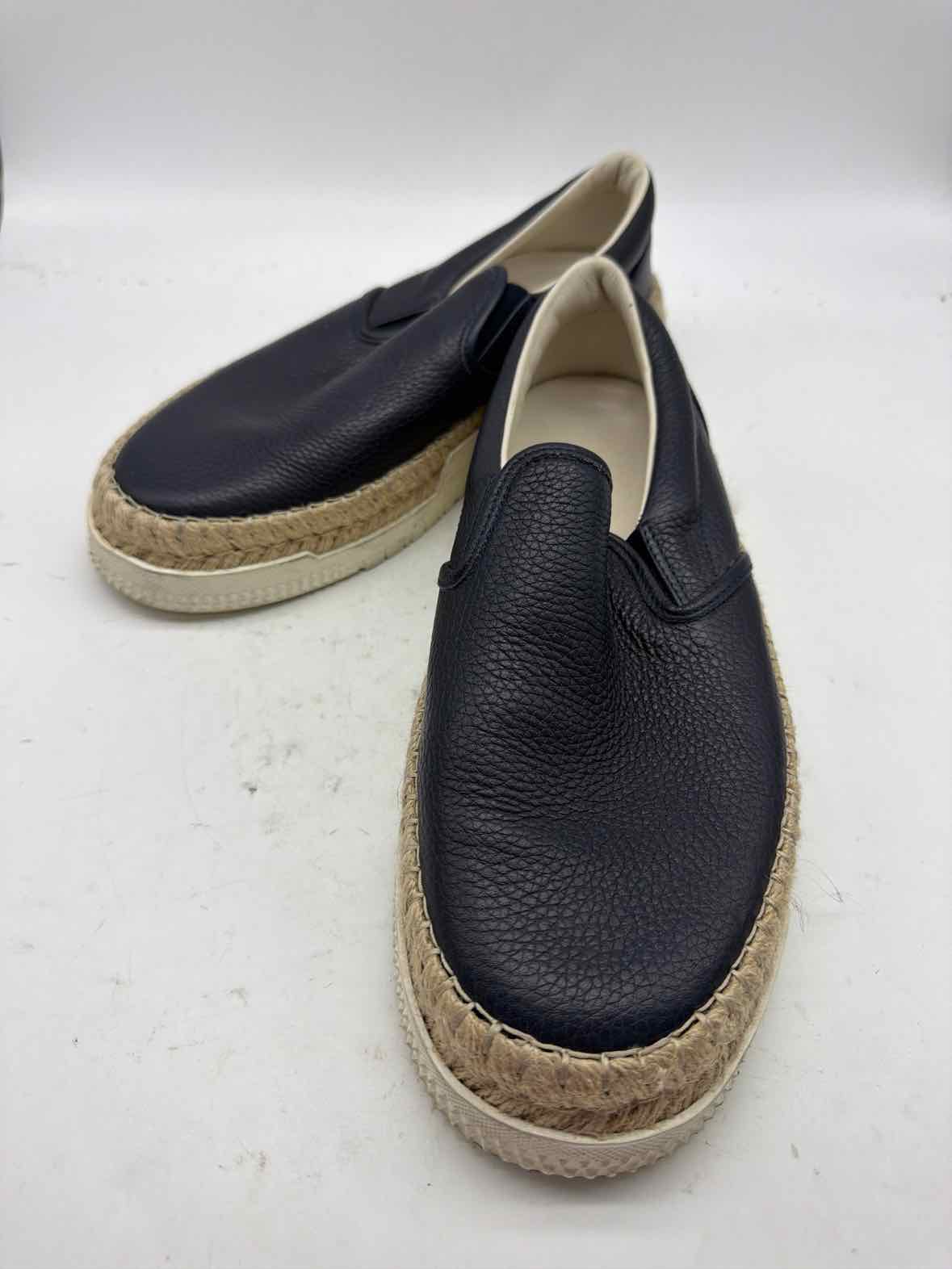 Pre-Owned Valentino Navy 13 Slip On Men's Slip On | True Fashionistas.