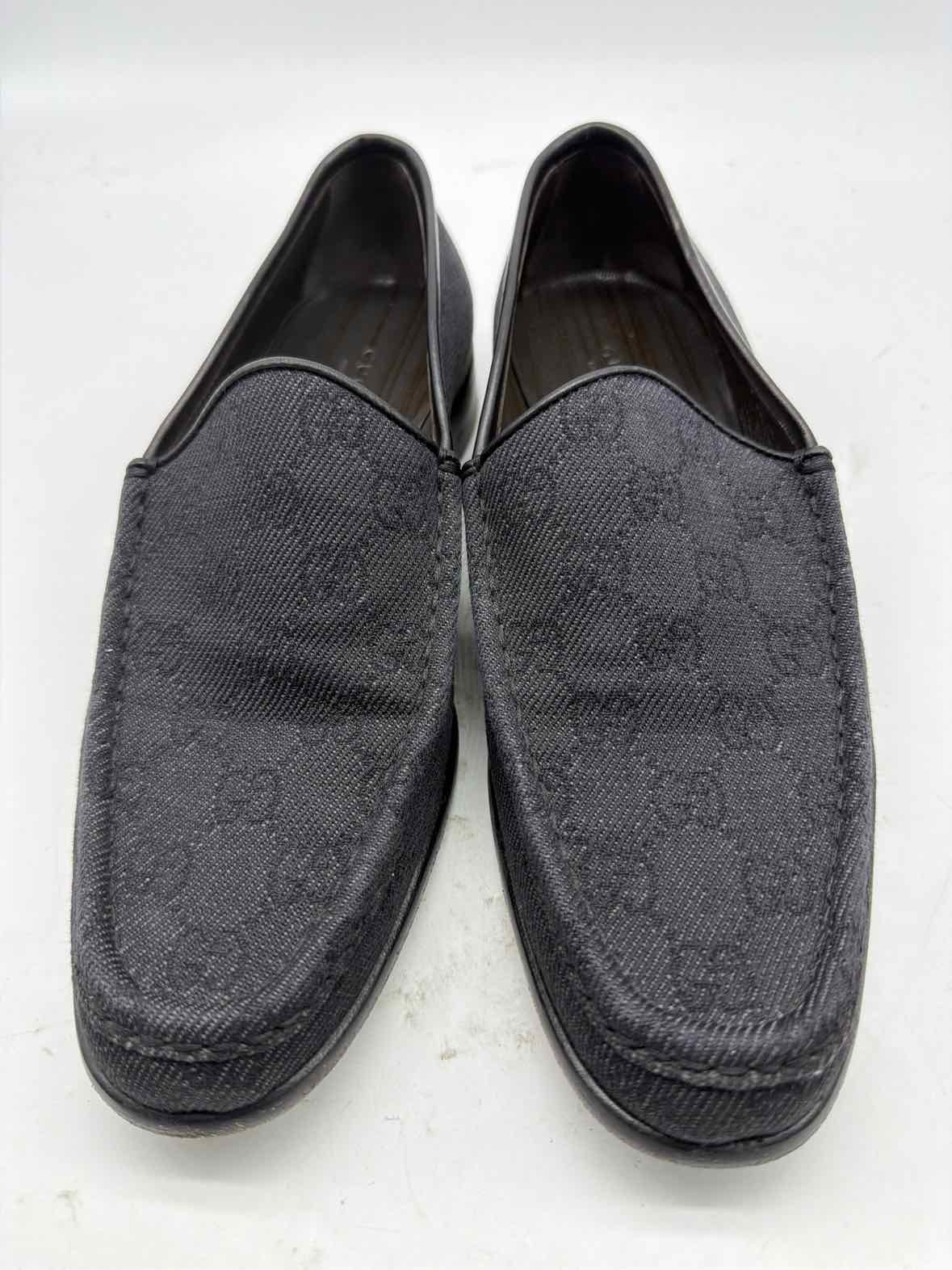 Pre-Owned Gucci Navy Size 8 Slip On Flats | True Fashionistas.