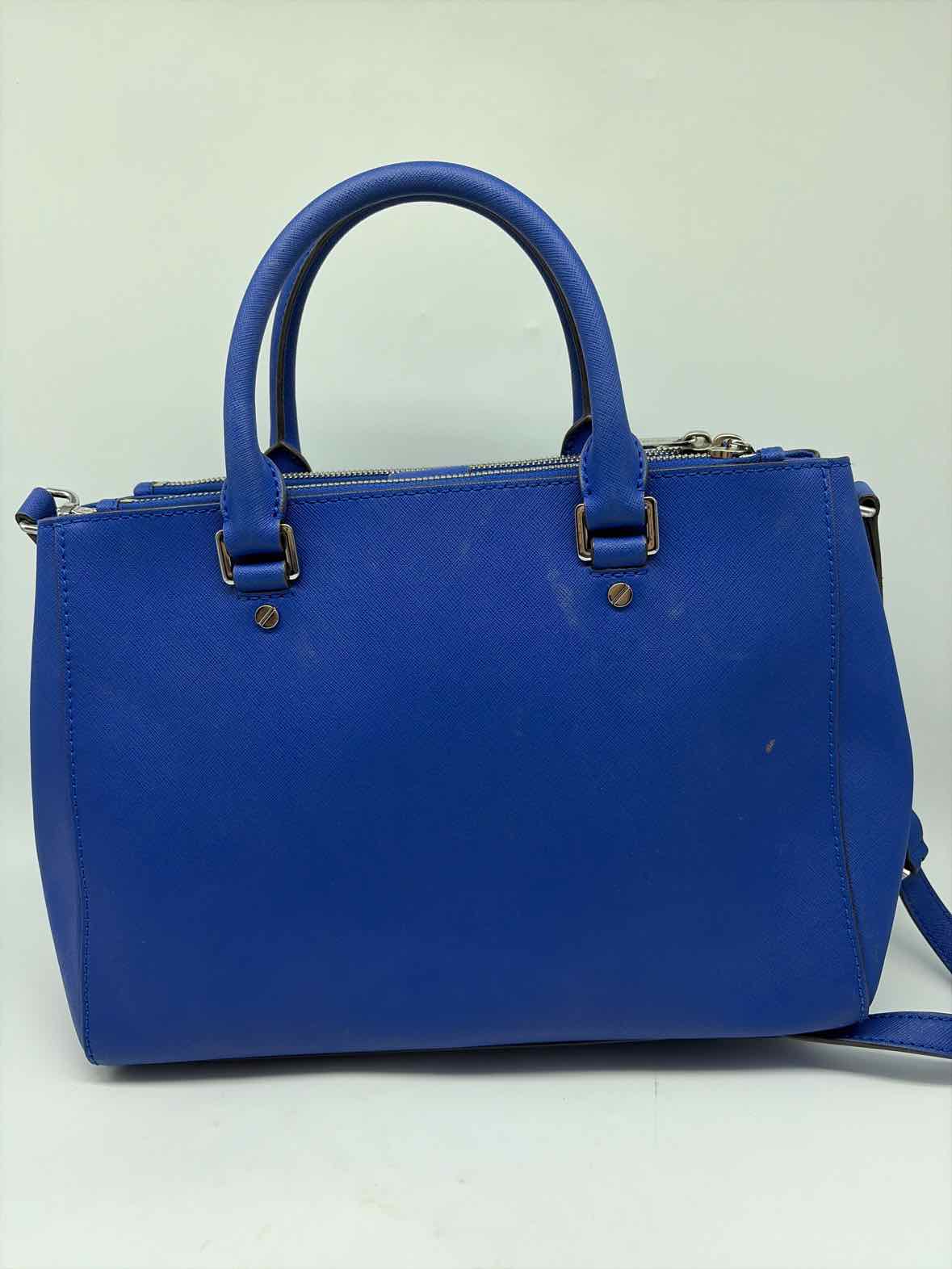 Pre-Owned MICHAEL Michael Kors Blue Crossbody Crossbody | True Fashionistas.