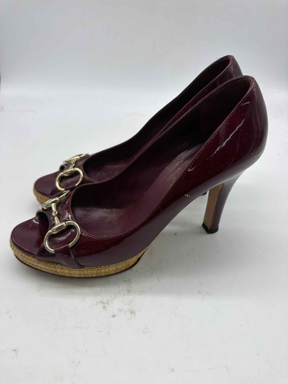 Pre-Owned Gucci Purple Size 7.5 Patent Leather Peep Toe Heels | True Fashionistas.