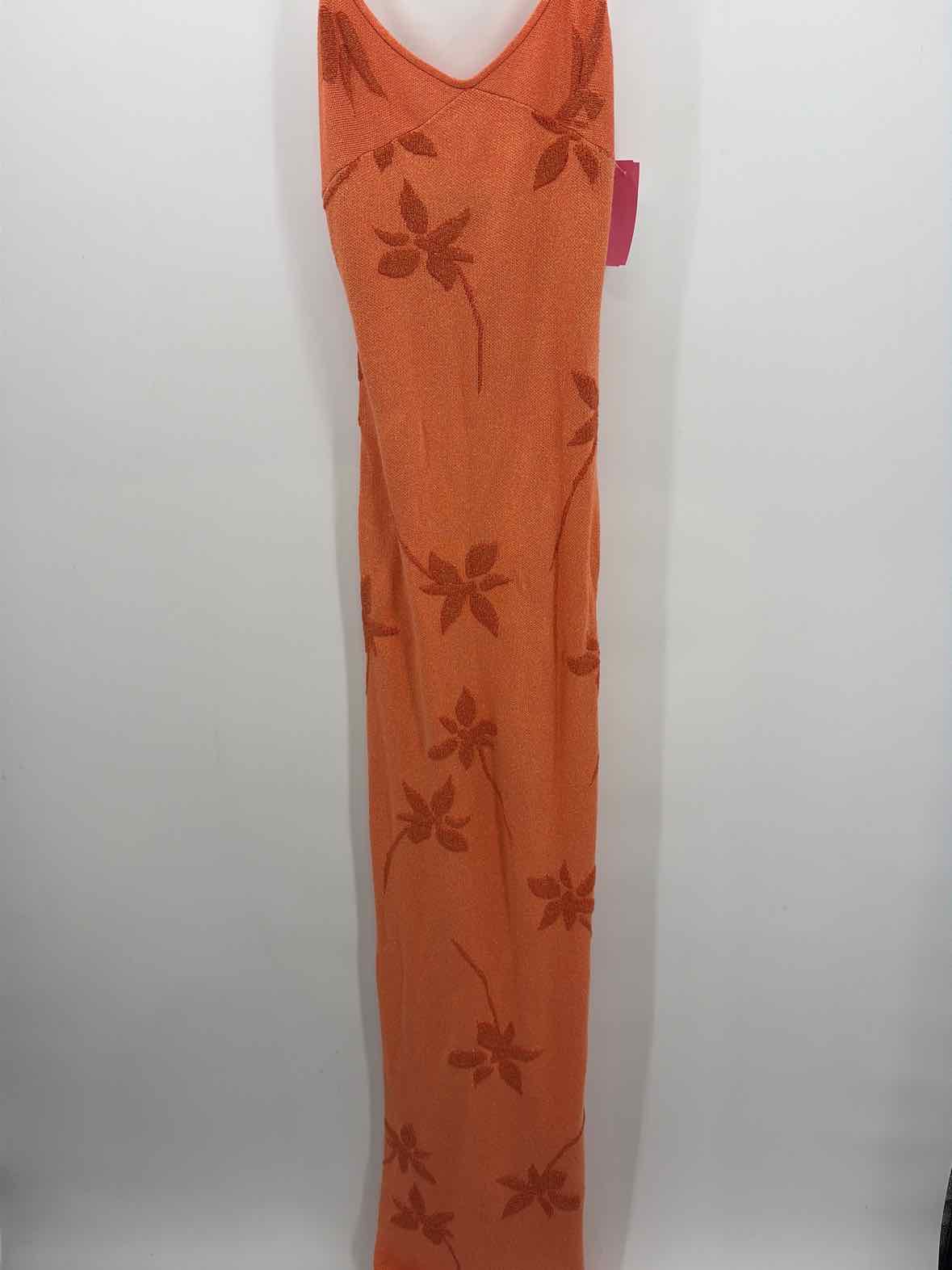 Pre-Owned White Fox Orange Size Small Maxi Sleeveless Dress | True Fashionistas.
