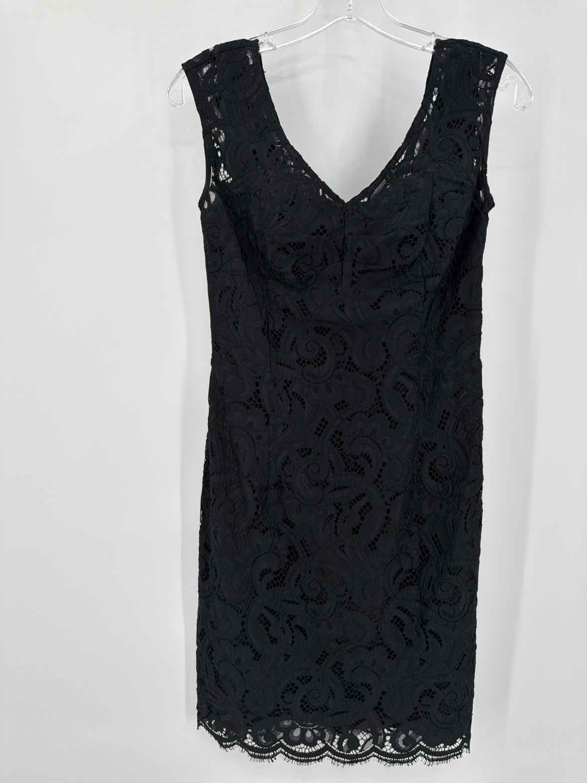 Pre-Owned Lilly Pulitzer Black Size 4 Lace Cocktail Short Sleeveless Dress | True Fashionistas.