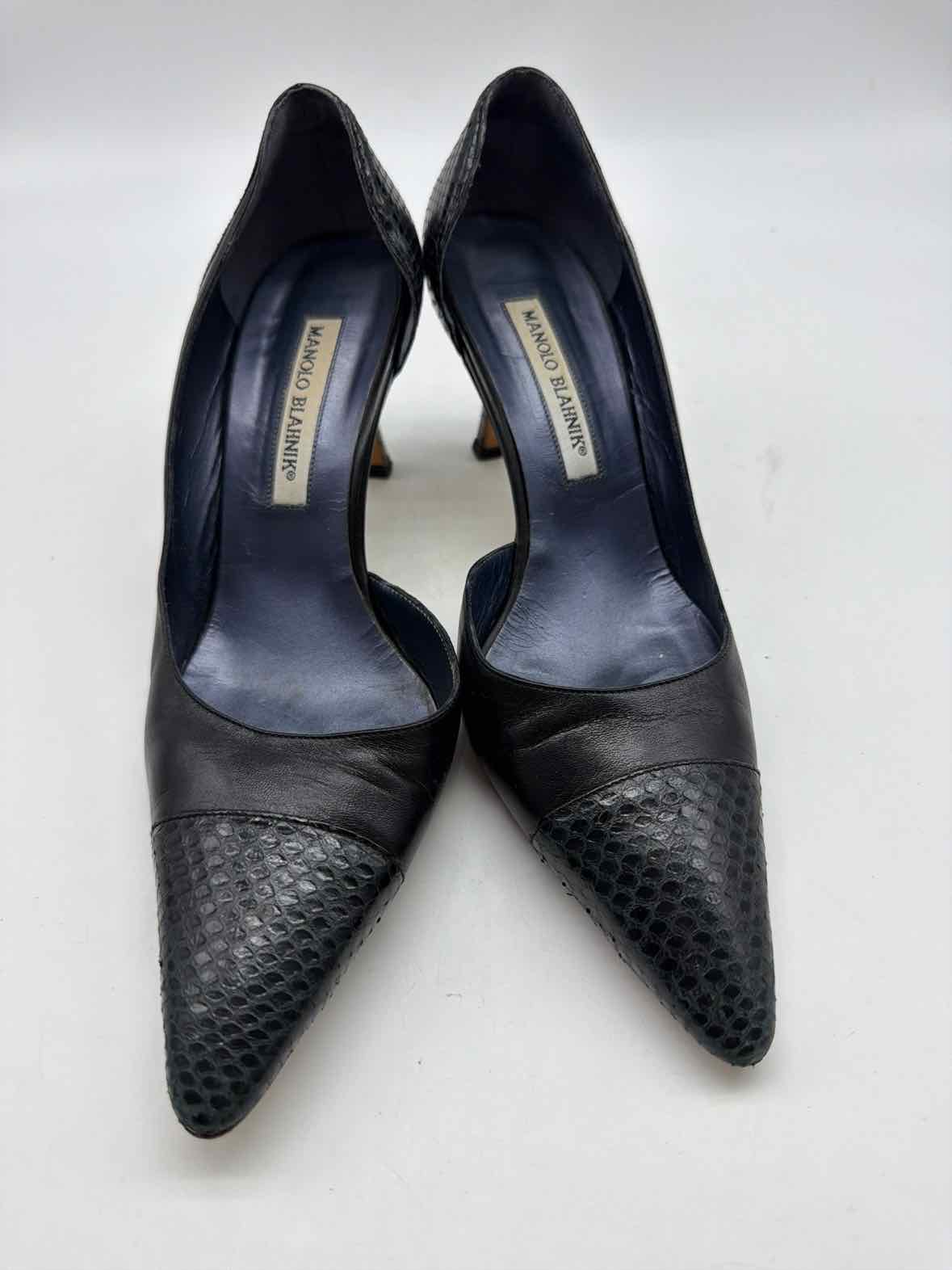 Pre-Owned Manolo Blahnik Black Size 38 D'orsay Heels | True Fashionistas.