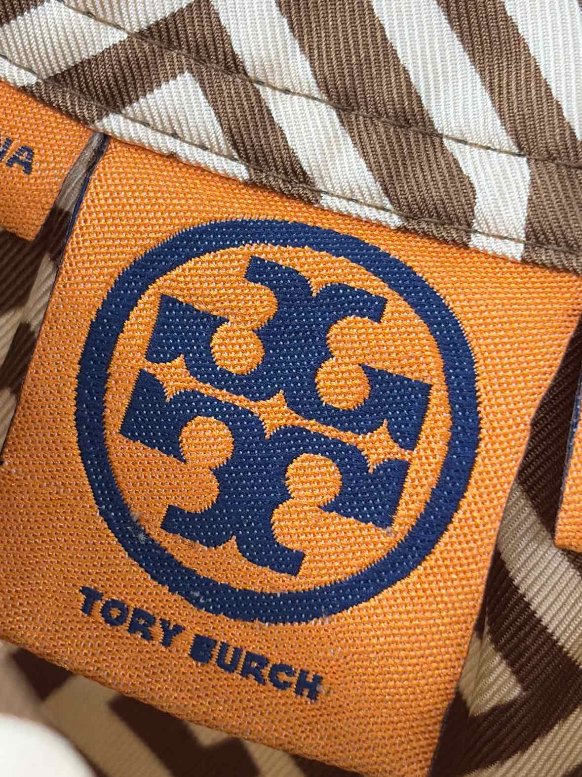 Pre-Owned Tory Burch Tan Size 8 Long Sleeve Blouse | True Fashionistas.