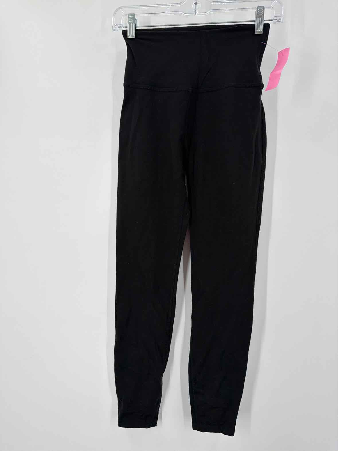 Pre-Owned Kate Spade Beyond Yoga Black Size Small Athletic Pants | True Fashionistas.