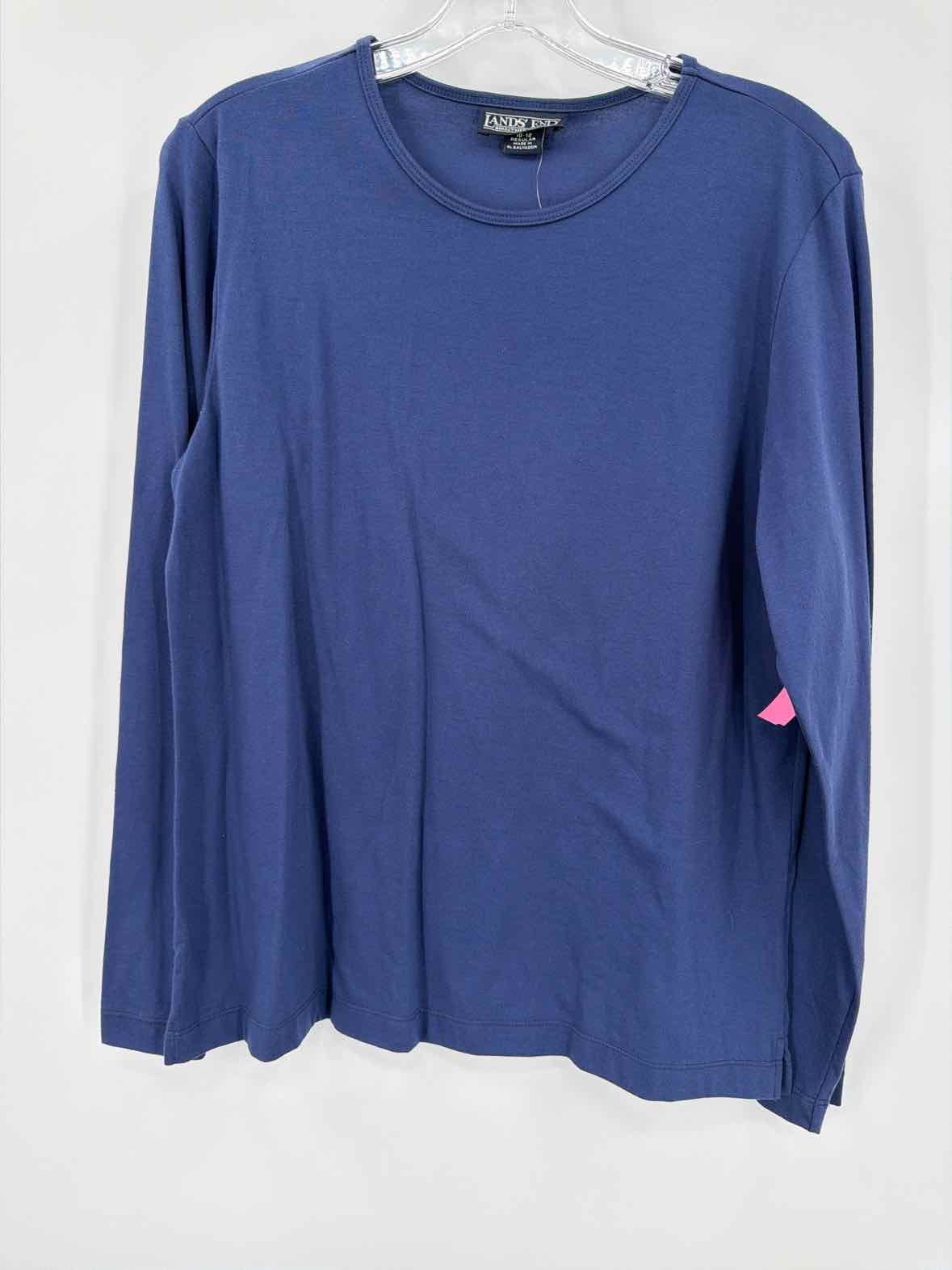 Pre-Owned Lands End Blue Size Medium T-shirt | True Fashionistas.