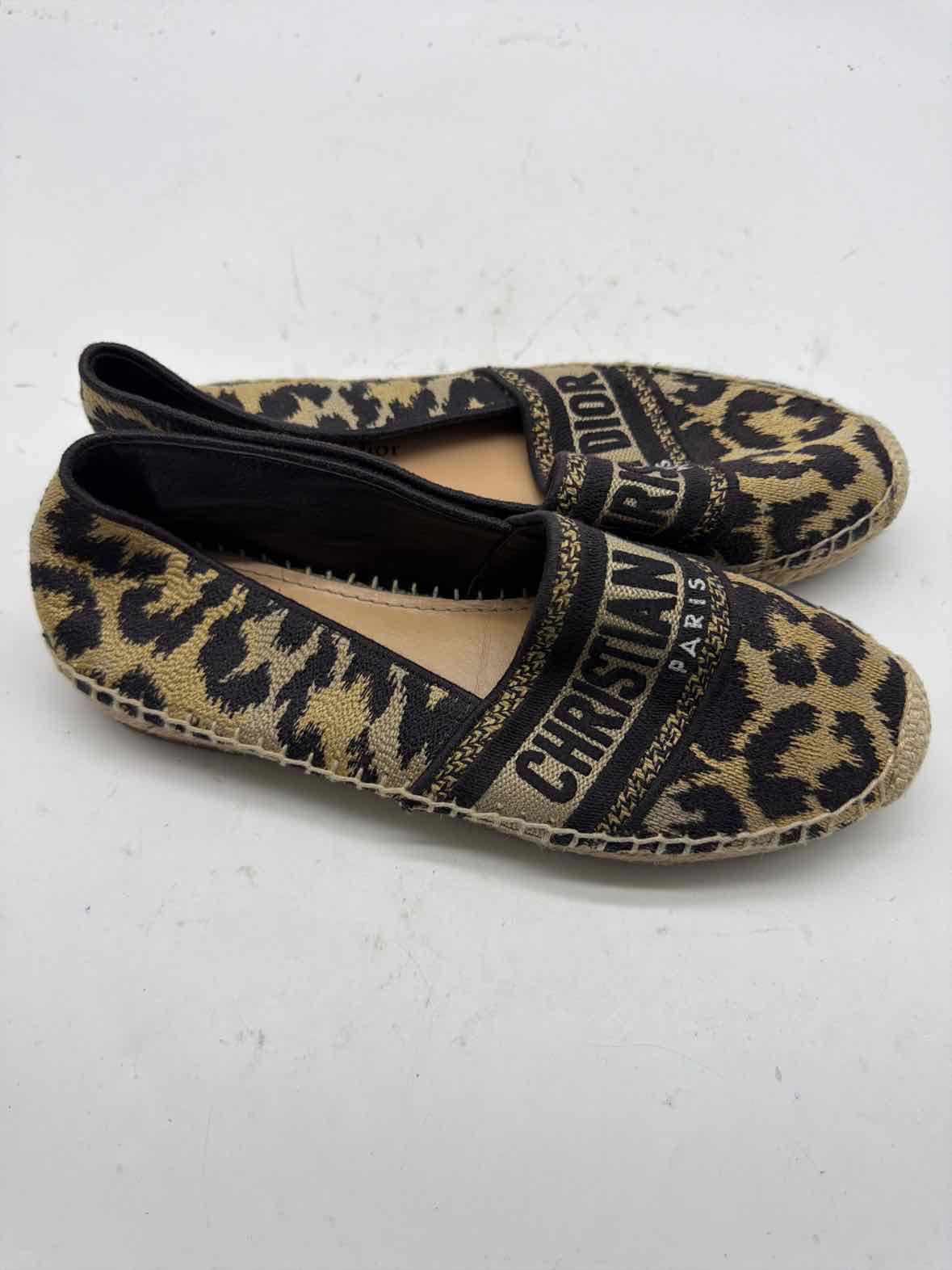 Pre-Owned Christian Dior Black Size 36 Espadrille Flats | True Fashionistas.
