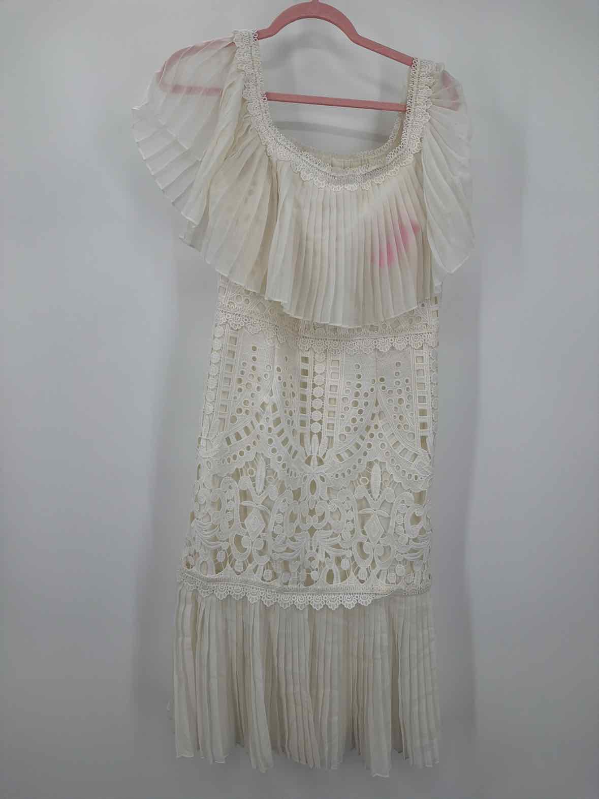 Pre-Owned Temperley White Size 8 Long Evening Gown | True Fashionistas.