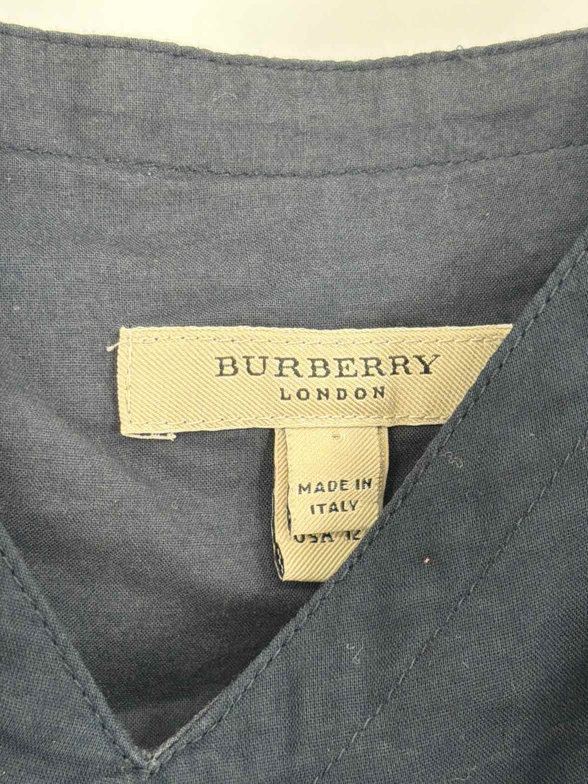 Pre-Owned Burberry Black Size 12 Short Sleeveless Dress | True Fashionistas.