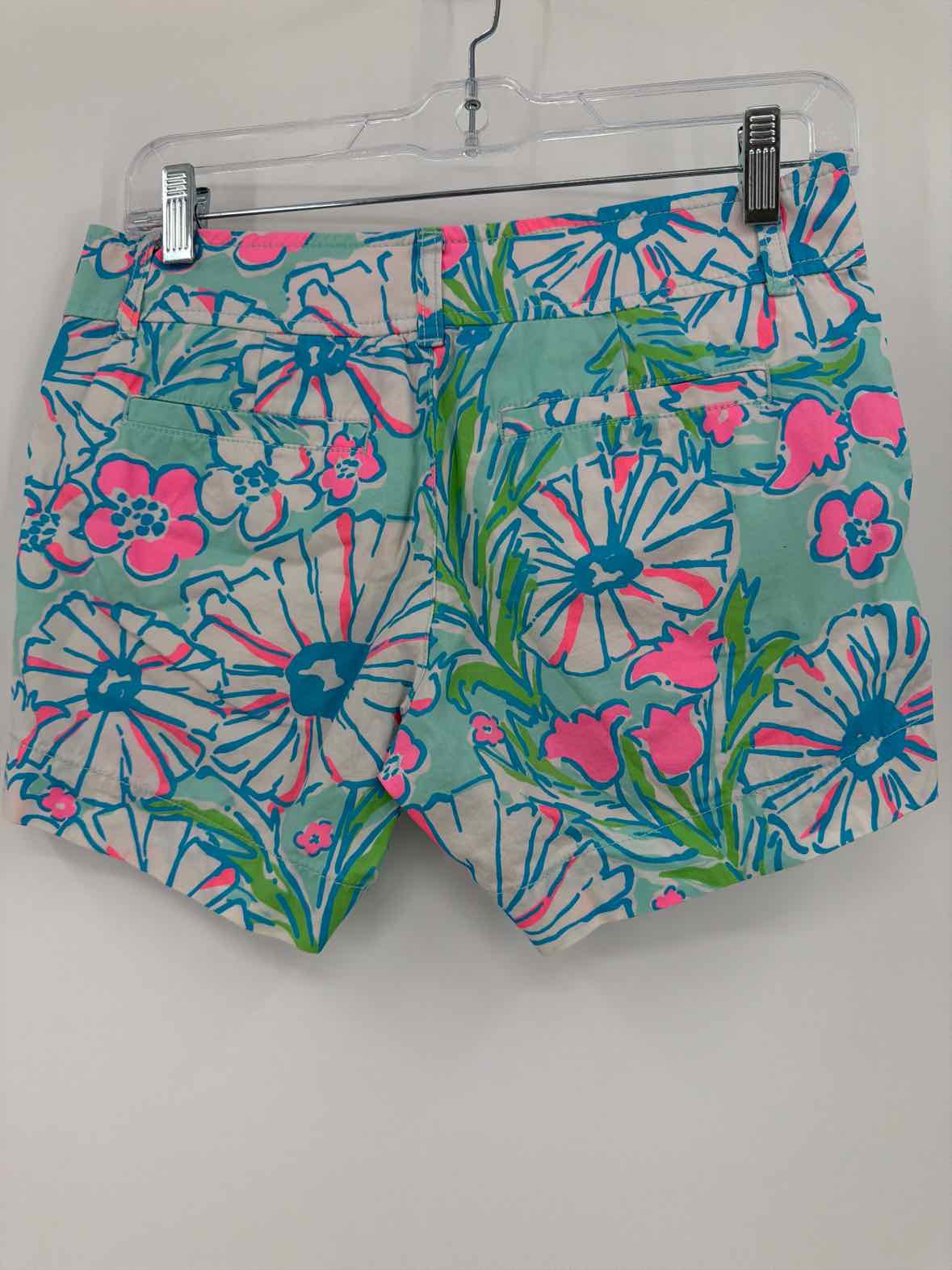 Pre-Owned Lilly Pulitzer Blue Size 00 Callahan Printed Shorts | True Fashionistas.