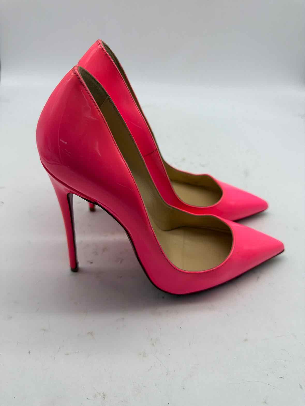 Pre-Owned Christian Louboutin Pink Size 36.5 Pump Heels | True Fashionistas.
