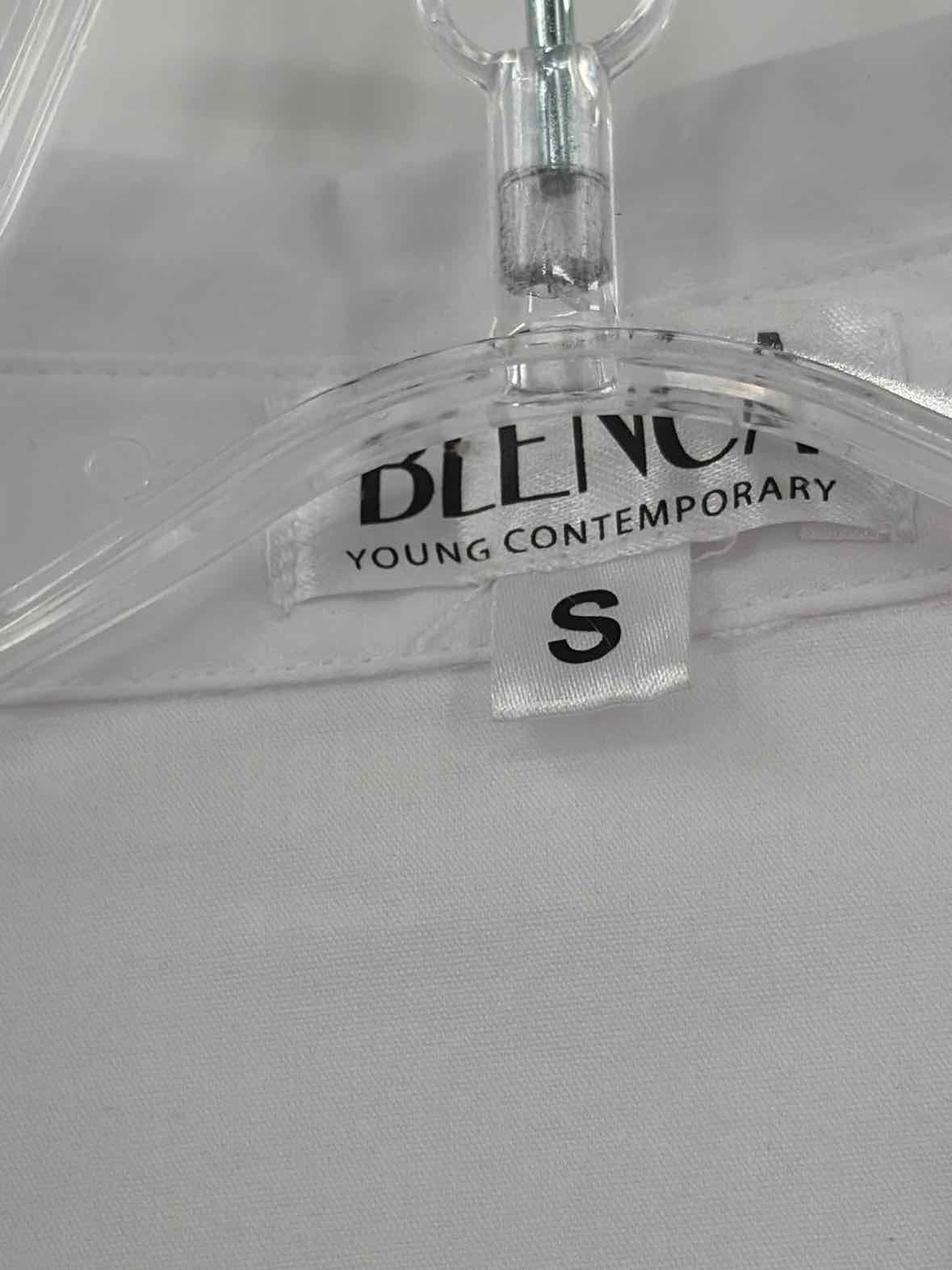 Pre-Owned Blenca White Size Small Button Down | True Fashionistas.