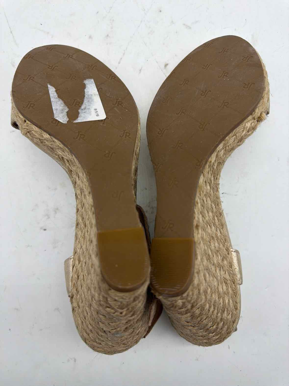 Pre-Owned Jack Rogers Gold Size 6.5 Wedge Heels | True Fashionistas.