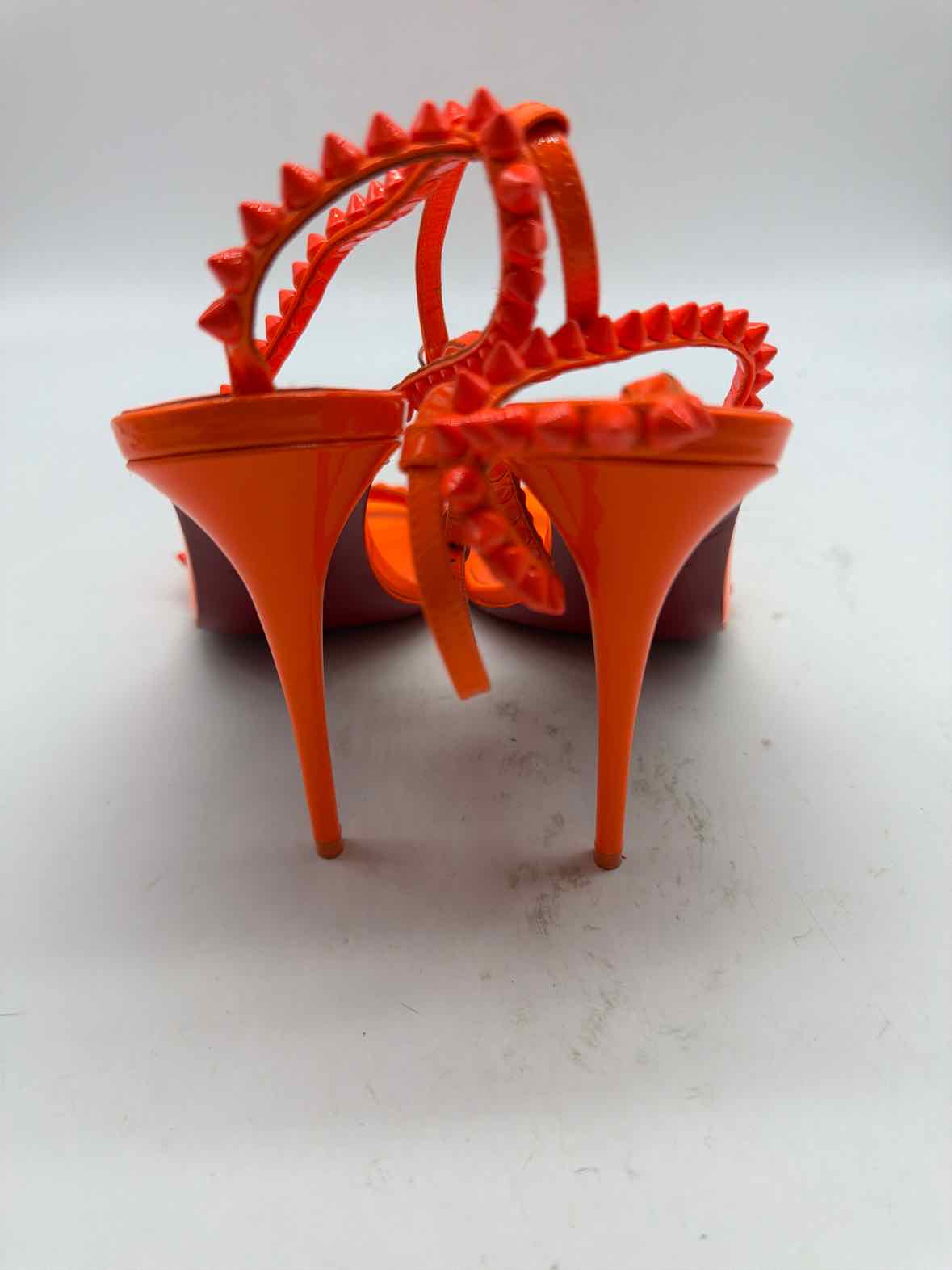 Pre-Owned Christian Louboutin Orange Size 37 Stiletto Heels | True Fashionistas.