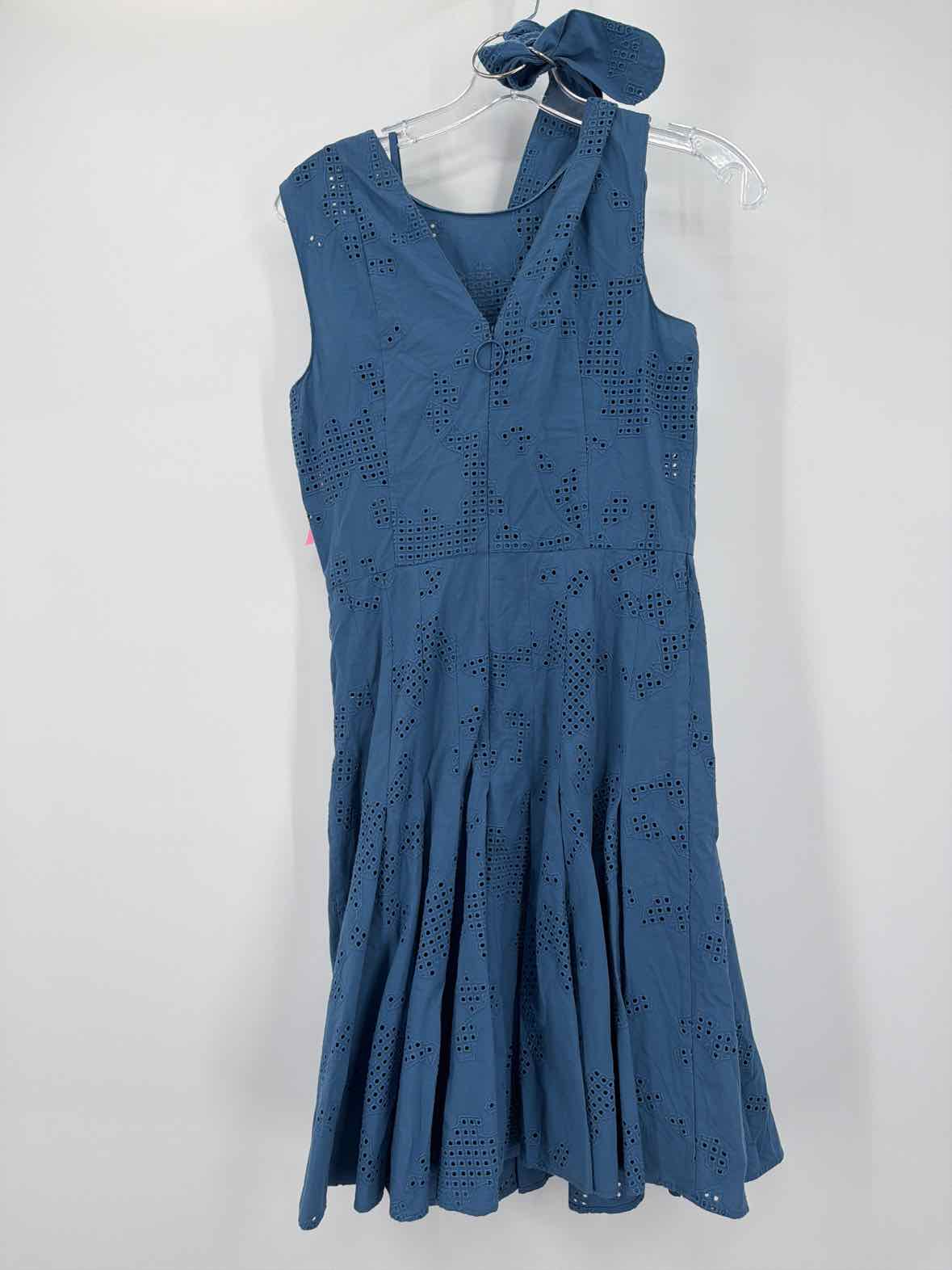 Pre-Owned Akris Punto Blue Size 4 Short Sleeveless Dress | True Fashionistas.