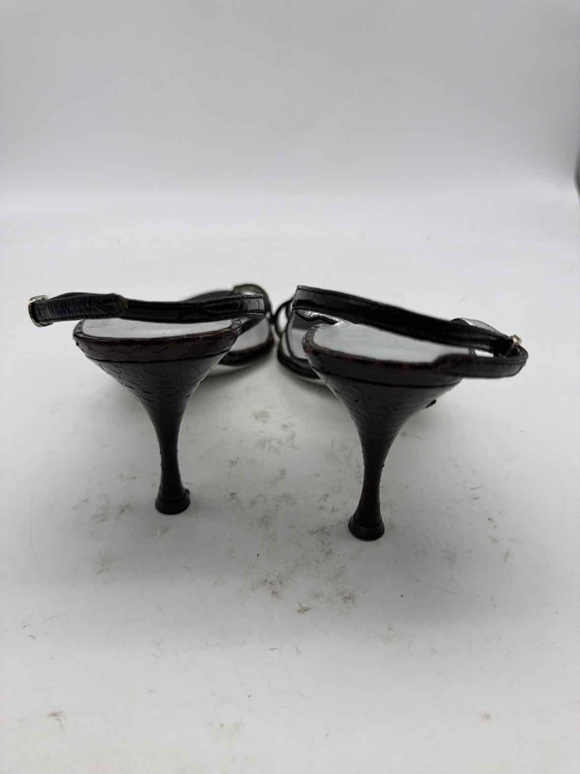 Pre-Owned Dolce & Gabbana Black Size 37.5 Strappy Heels | True Fashionistas.