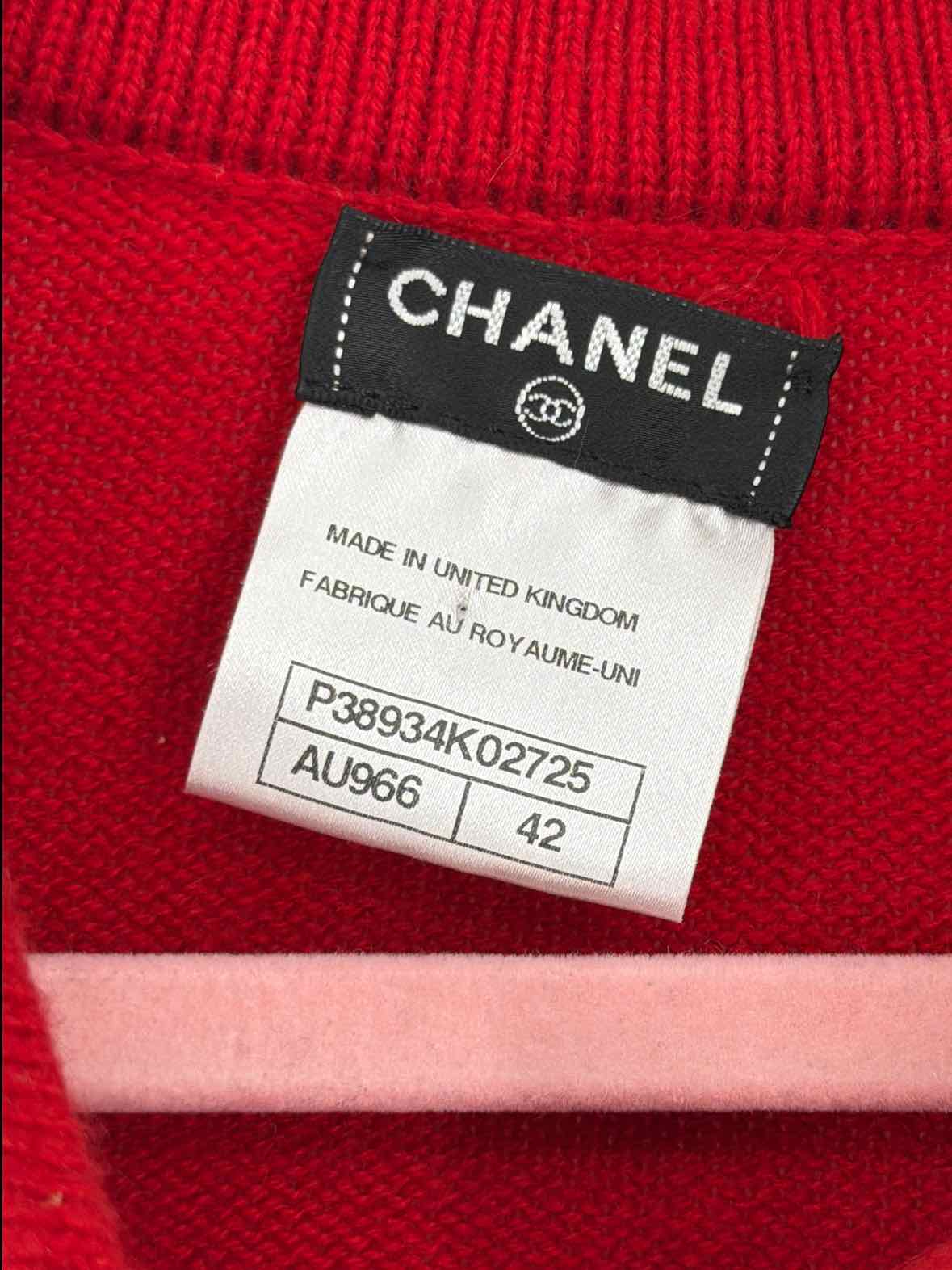 Pre-Owned Chanel Red Size 42/8 Cardigan Sweater | True Fashionistas.