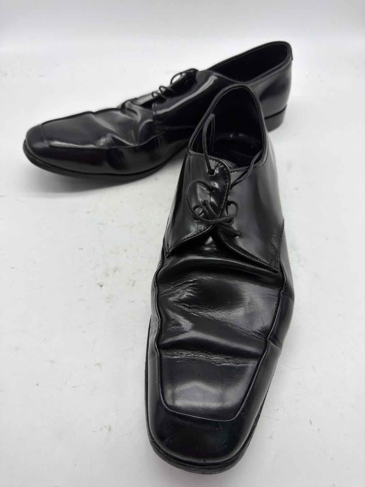 Pre-Owned Prada Black 9.5 Lace Up Men's Dress Shoes | True Fashionistas.