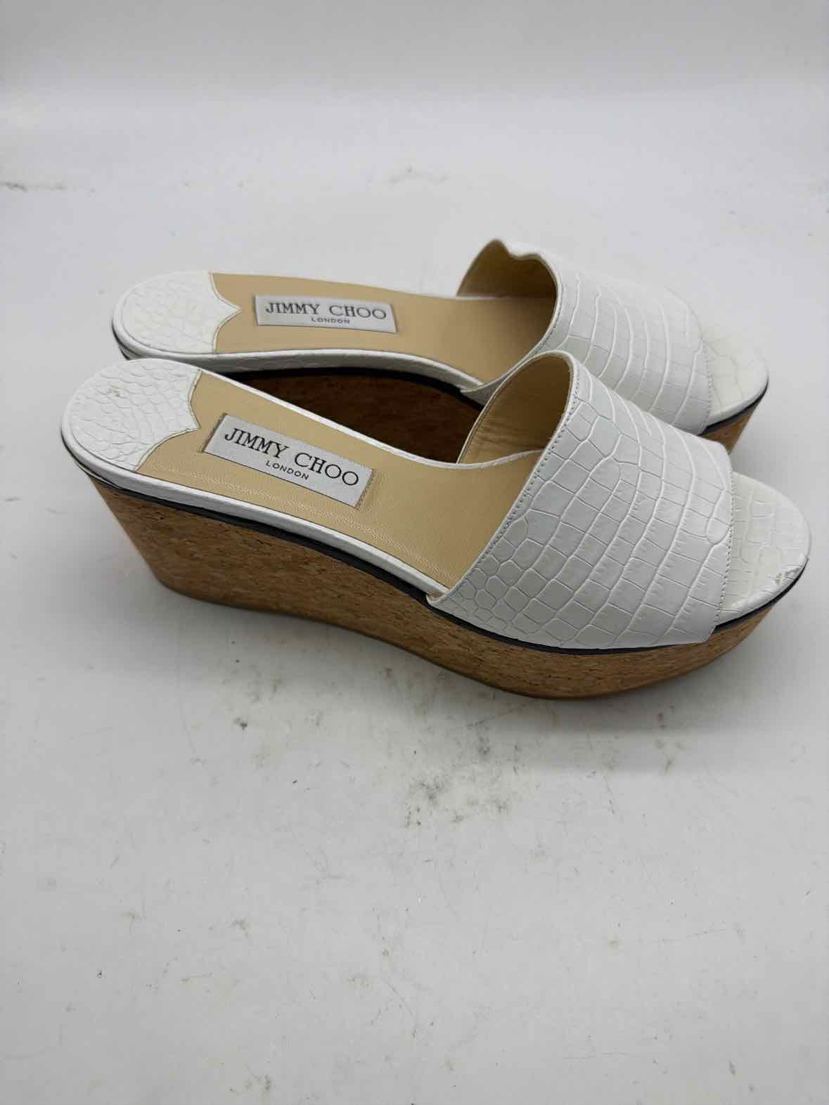 Pre-Owned Jimmy Choo White Size 9.5 Wedge Heels | True Fashionistas.