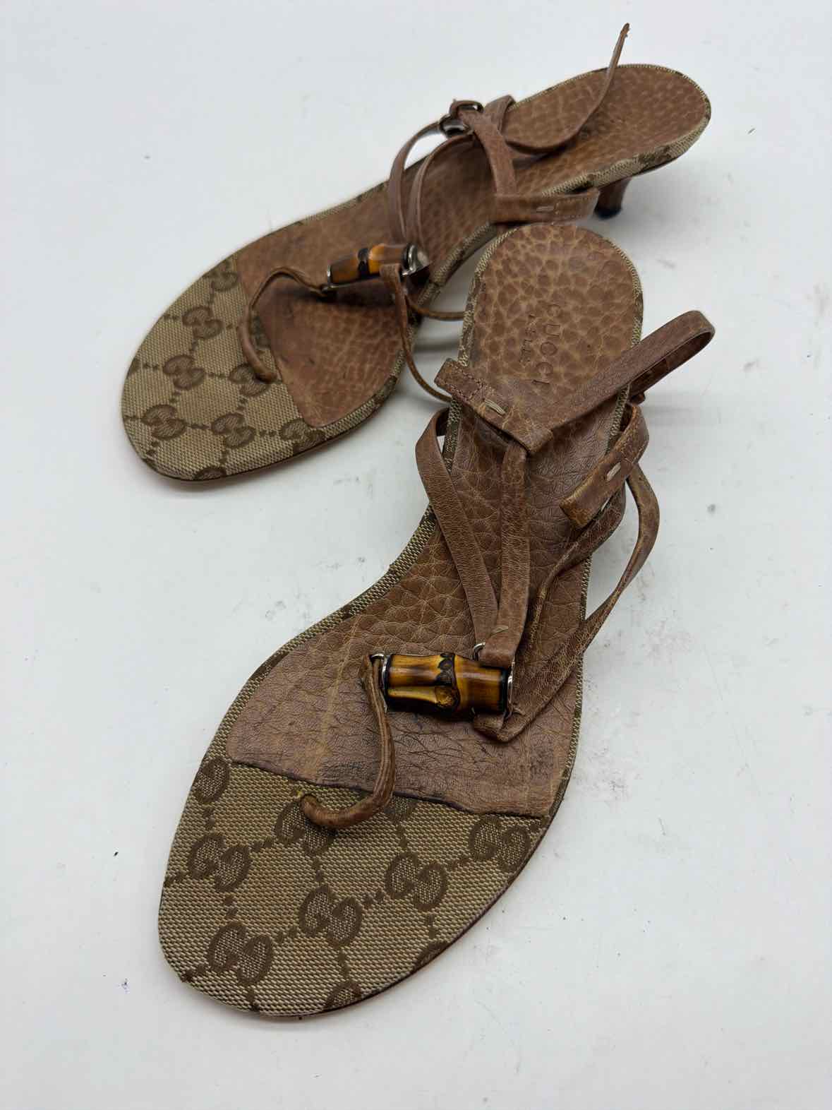 Pre-Owned Gucci Tan Size 37 Strappy Heels | True Fashionistas.